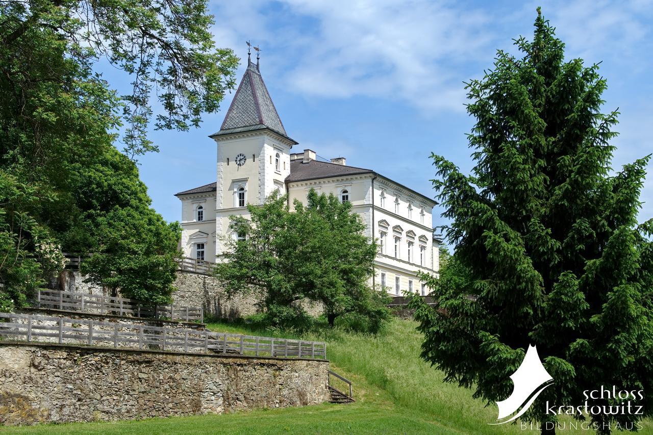 Bildungshaus Schloss Krastowitz Hotel Klagenfurt am Woerthersee Exterior foto